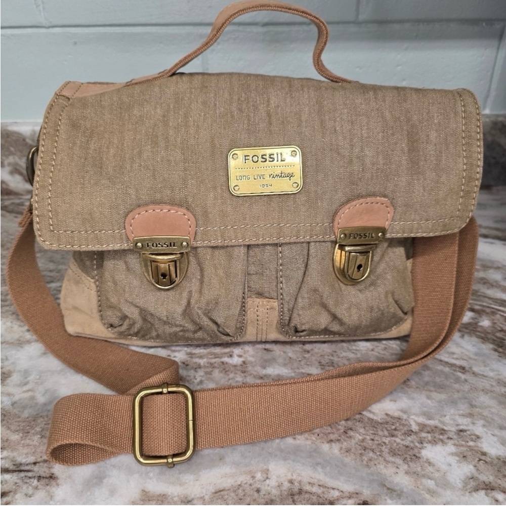 Vintage rare Fossil Khaki Canvas and Suede bottom Messenger Crossbody Bag
